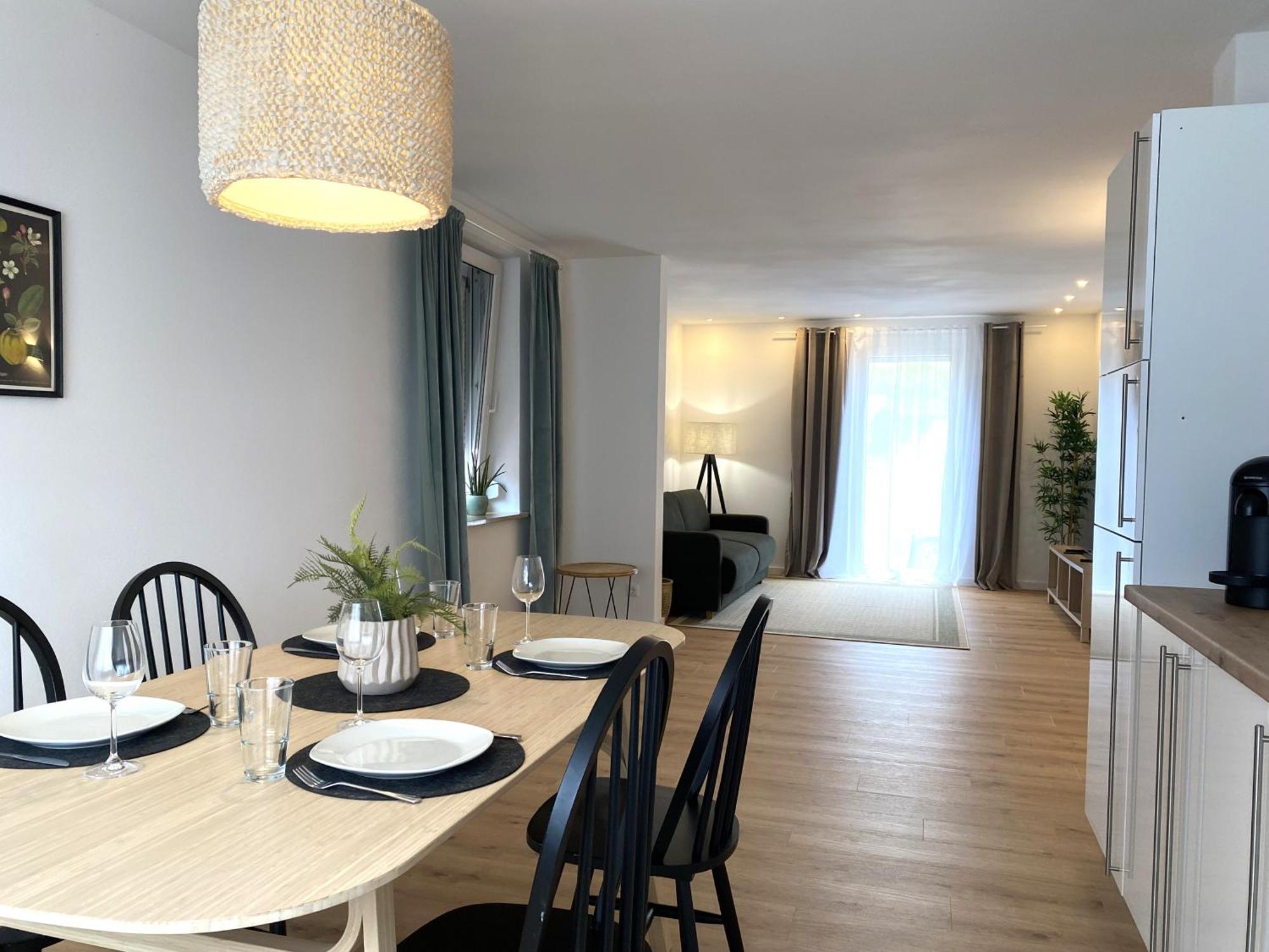 Modern Living Apartment - Naehe Krankenhaus, Altstadt, Bahnhof - 3-Zimmer آمبرغ المظهر الخارجي الصورة